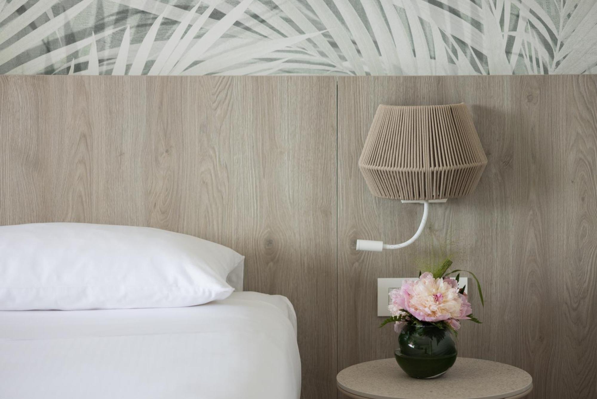 Una Hotels فورتي دي مارمي المظهر الخارجي الصورة
